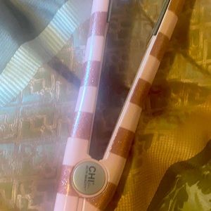 Chi Straightener in great condition.